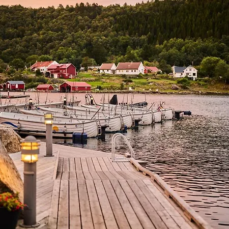 Hotell Farsund Resort 4*
